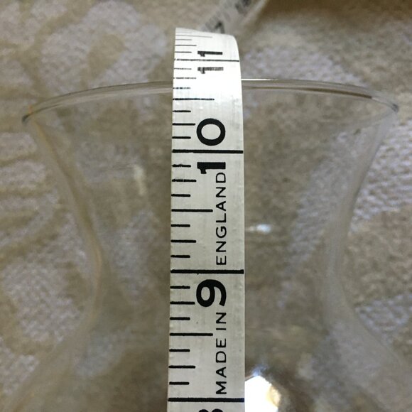 Large Glass Bouquet Vase - Picture 4 of 5